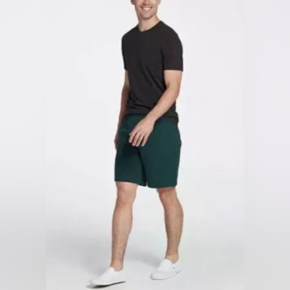 NWT VRST Men’s 8” Heavy Weight Fleece Shorts